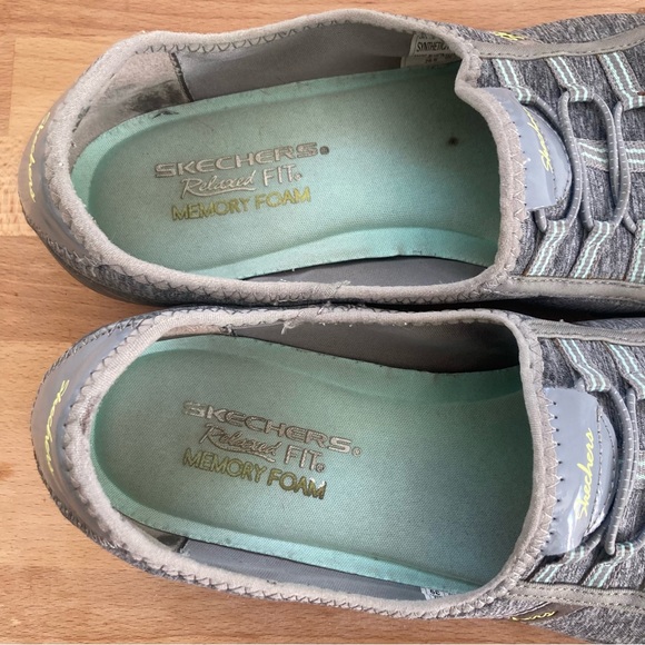 Skechers size 9 Breathe Easy Allure Slip On Memory Foam Shoes - Picture 8 of 8